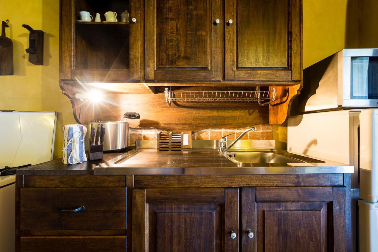 Relais Dei Cesari Villa Borgo Ticino Екстериор снимка