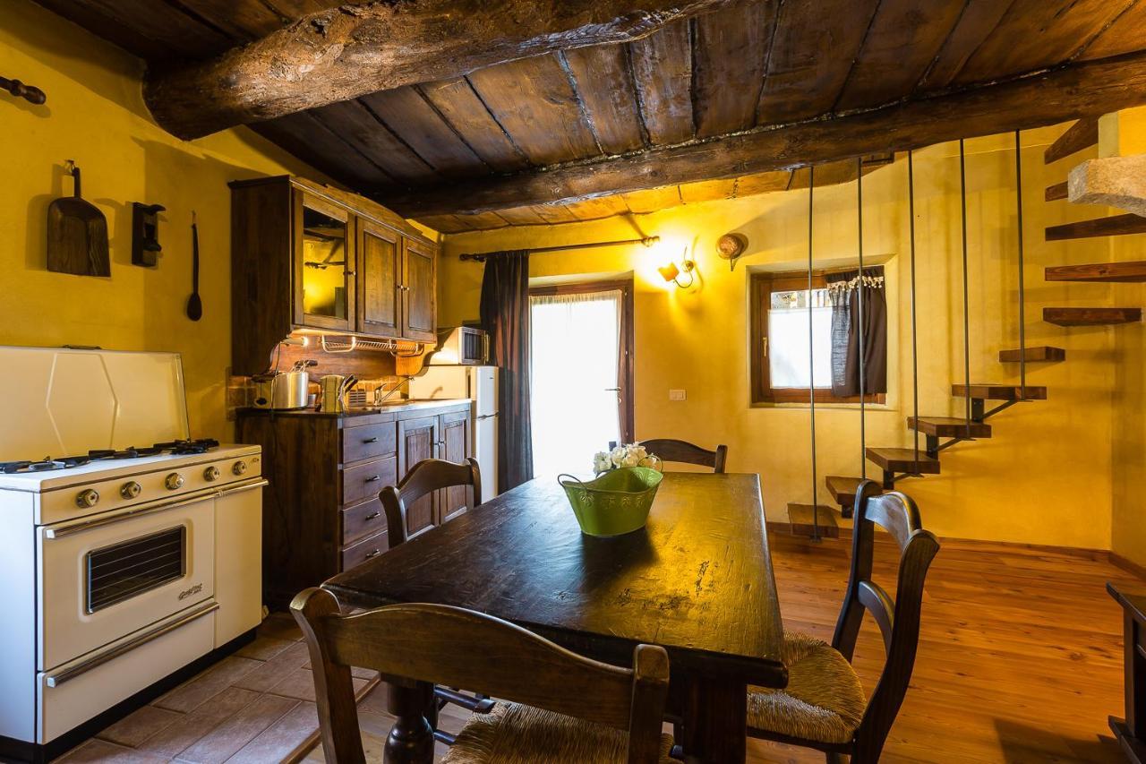 Relais Dei Cesari Villa Borgo Ticino Екстериор снимка